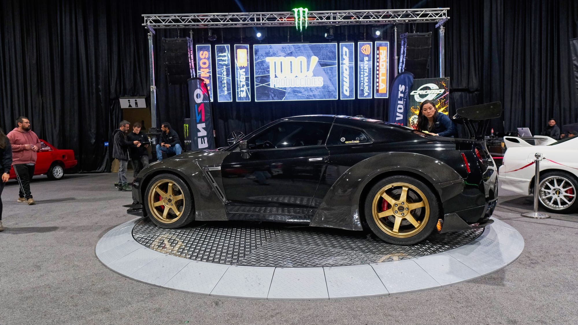 Exhibición de Autos - 380