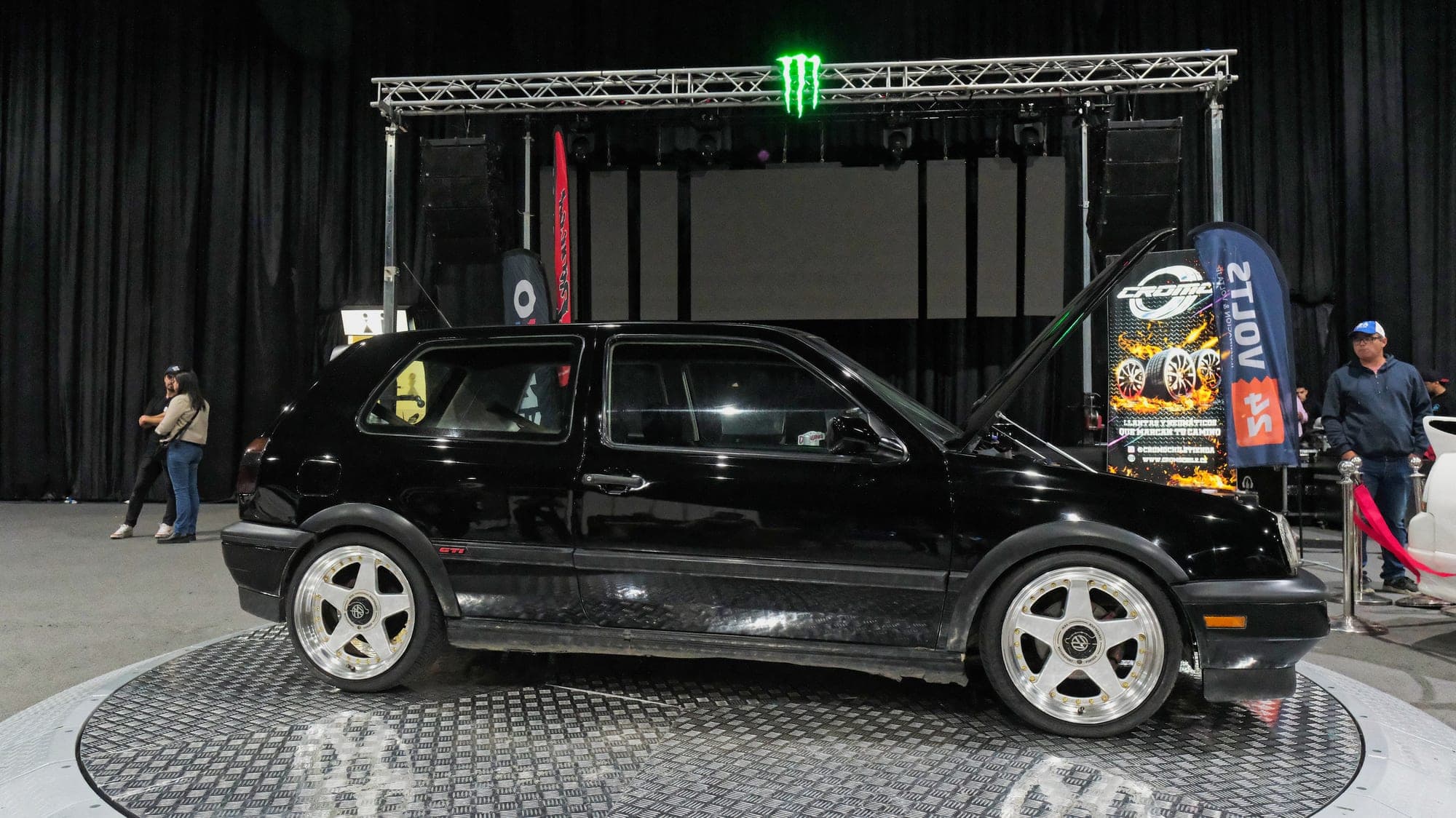 Exhibición de Autos - 451