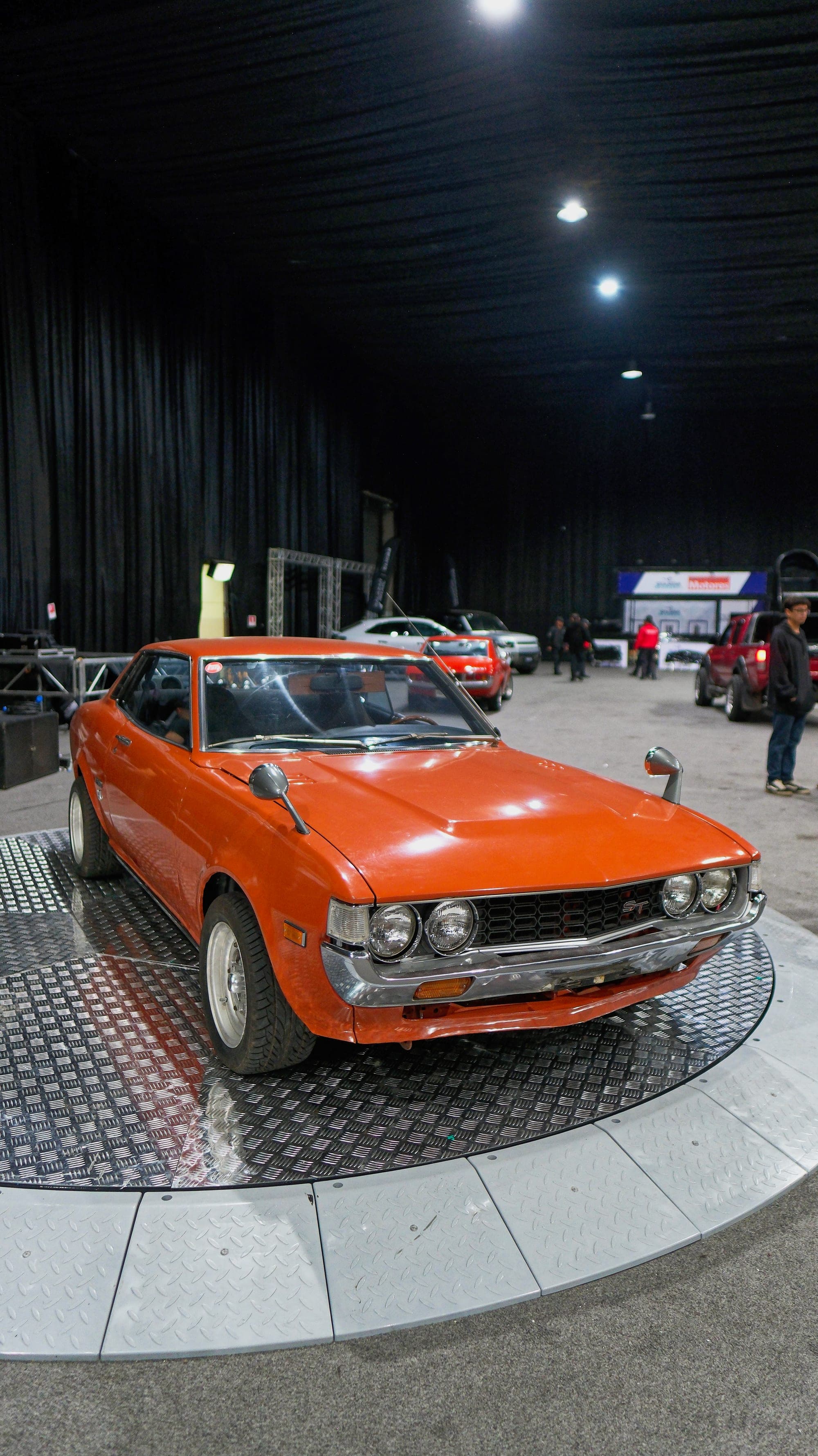 Exhibición de Autos - 480