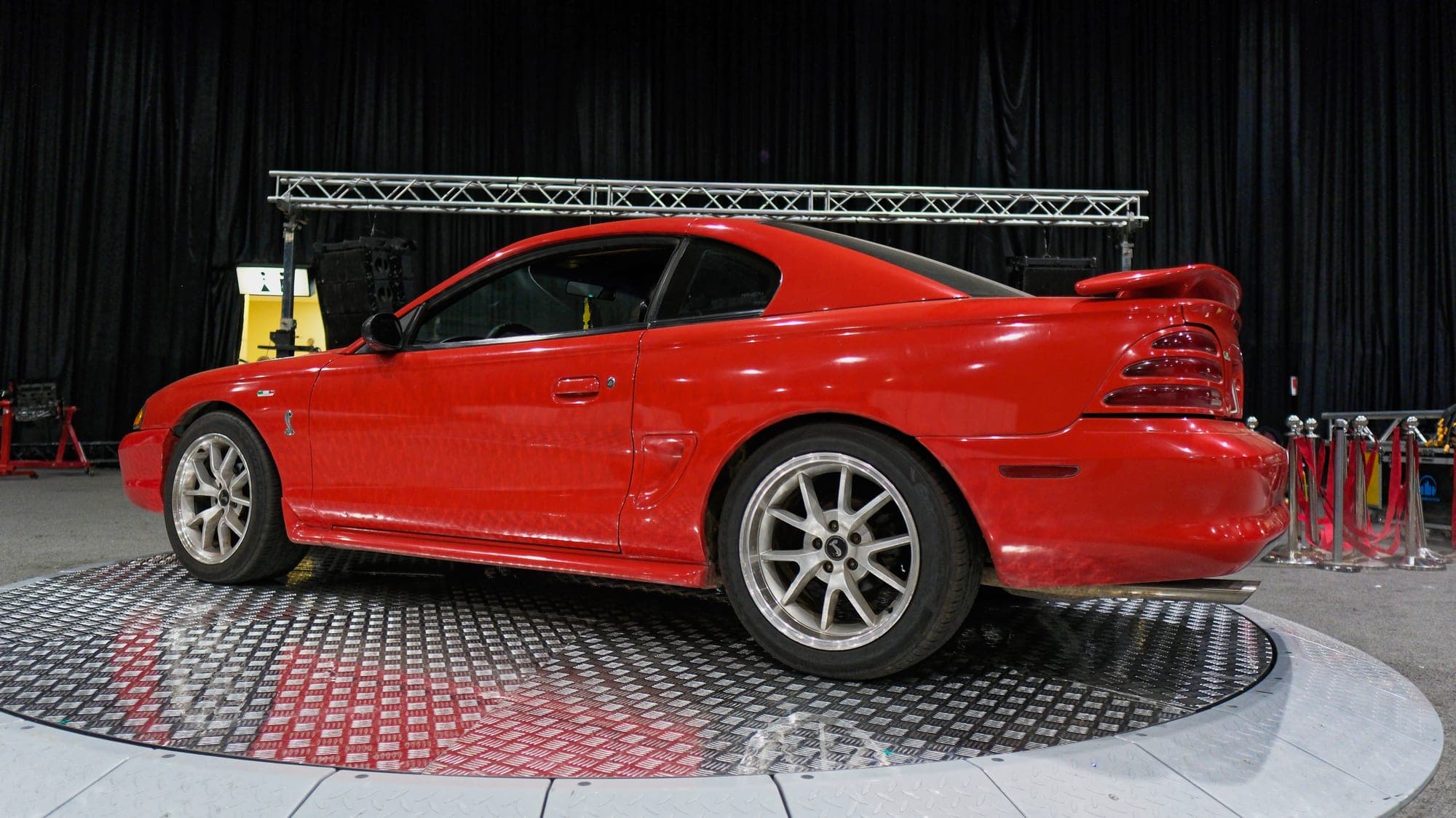 Exhibición de Autos - 522