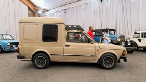 Exhibición de Autos - 196