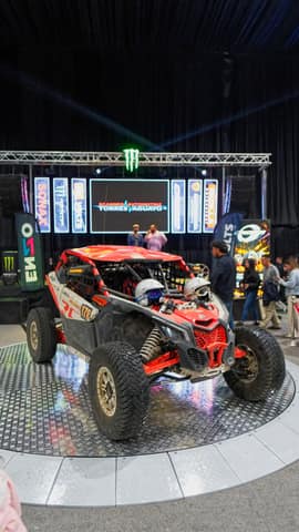 Exhibición de Autos - 342