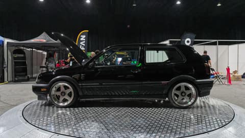 Exhibición de Autos - 365