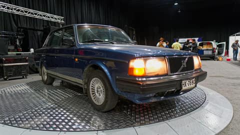 Exhibición de Autos - 381