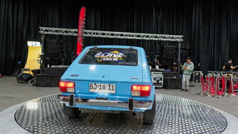 Exhibición de Autos - 382
