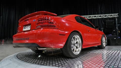Exhibición de Autos - 396